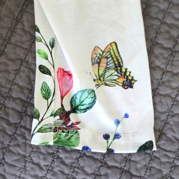 MISSLOOK White Floral Butterfly V-neck Top 2XL - Picture 7 of 9